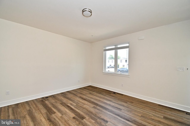 287 Yards Ct, Hatboro, PA 19040 - spare room featuring dark wood-style flooring and baseboards