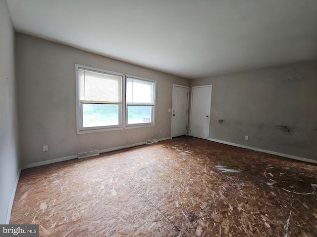 239 Grove St, Bridgeton, NJ 08302 - unfurnished room featuring baseboards