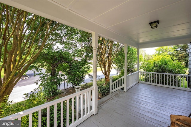 13220 Bank St, Bishopville, MD 21813 - view of wooden porch