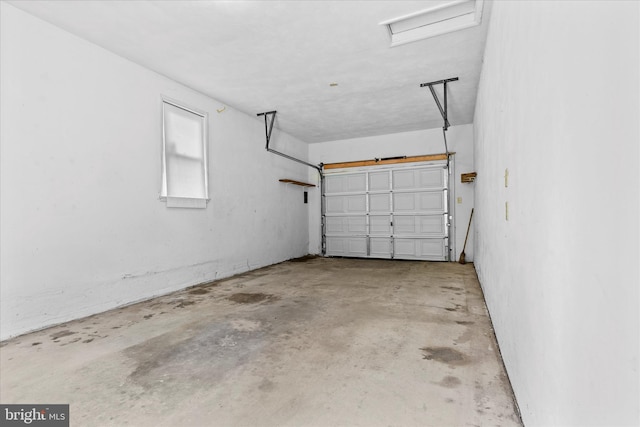 3415 E Market St, York, PA 17402 - view of garage