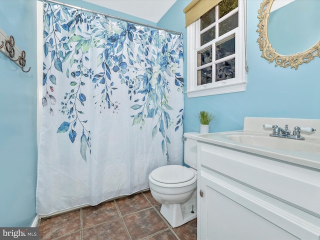 6848 Whistling Swan Way, New Market, MD 21774 - bathroom with vanity and curtained shower