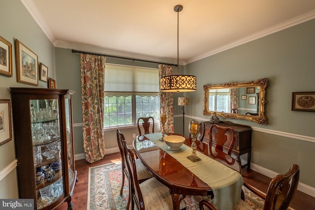2440 Saddlebrook Rd, Macungie, PA 18062 - dining room with wood finished floors, crown molding, and baseboards