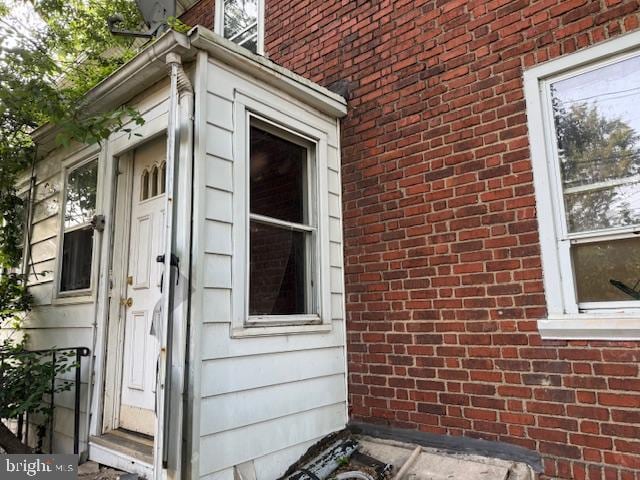 1404 Roanoke Rd, Camden, NJ 08104 - view of home's exterior featuring brick siding