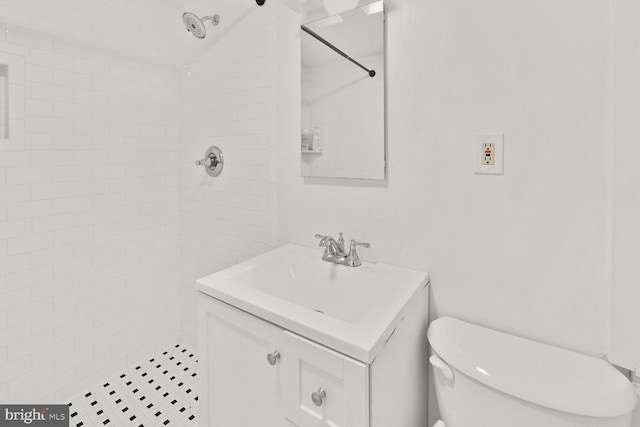 2316 Huidekoper Pl NW, Washington, DC 20007 - bathroom with vanity and a tile shower