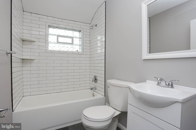 1932 Inverton Rd, Baltimore, MD 21222 - bathroom with vanity and shower / bath combination