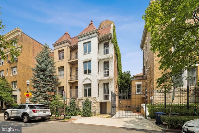 1827 Phelps Pl NW, Washington, DC 20008 - view of building exterior