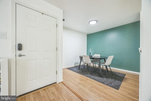 315 Coventry Ct, Mantua, NJ 08051 - dining room featuring wood finished floors and baseboards