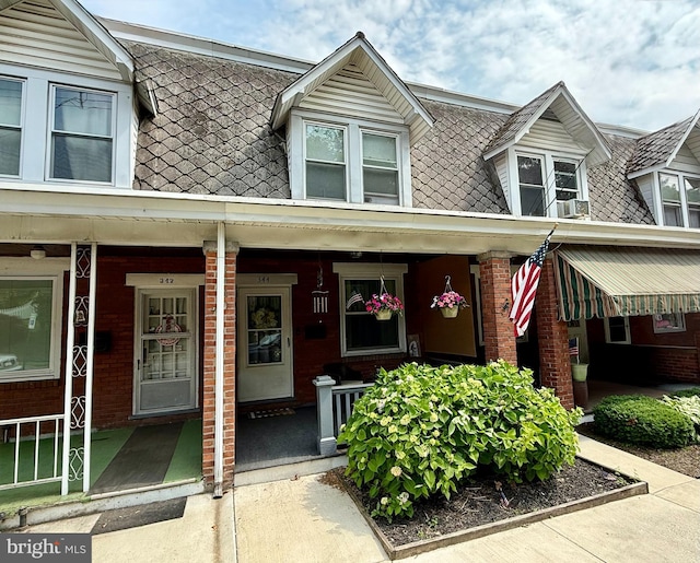 344 S Reading Ave, Boyertown, PA 19512 - view of property featuring brick siding and a porch