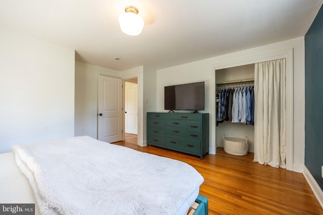549 E Lafayette Dr, West Chester, PA 19382 - bedroom with wood finished floors and a closet