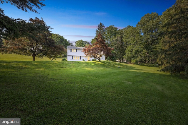 549 E Lafayette Dr, West Chester, PA 19382 - view of green lawn