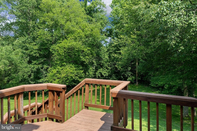 8105 Overlake Ct, Fairfax Station, VA 22039 - wooden terrace featuring a lawn