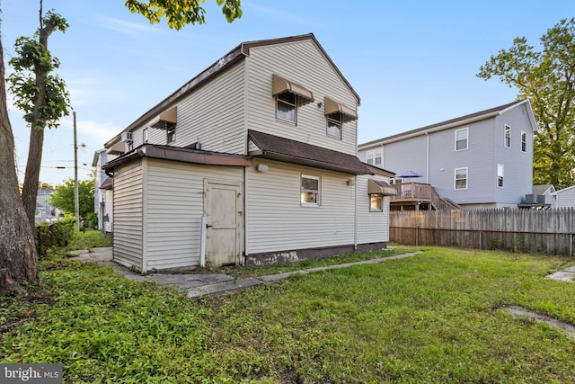 16 Woodside Ln, Keansburg, NJ 07734 - view of back of house