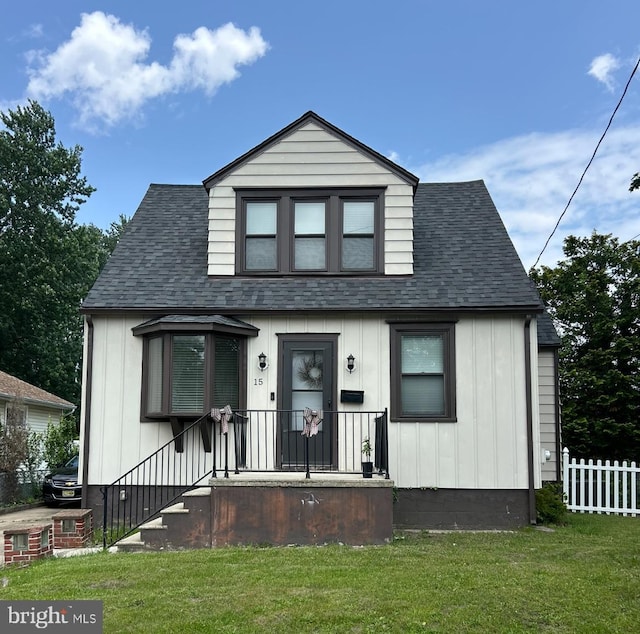 15 Oxford Ave, Gloucester City, NJ 08030 - view of front of property with a shingled roof and board and batten siding