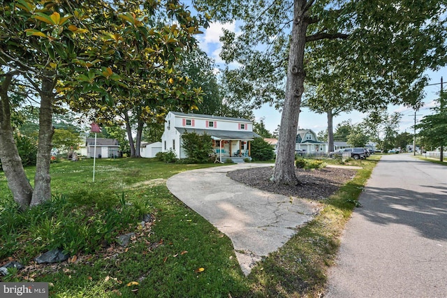 412 Marshall Ave, Colonial Beach, VA 22443 - view of front of house with a front yard