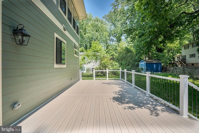 504 Kingsley Rd SW, Vienna, VA 22180 - wooden deck featuring a storage unit