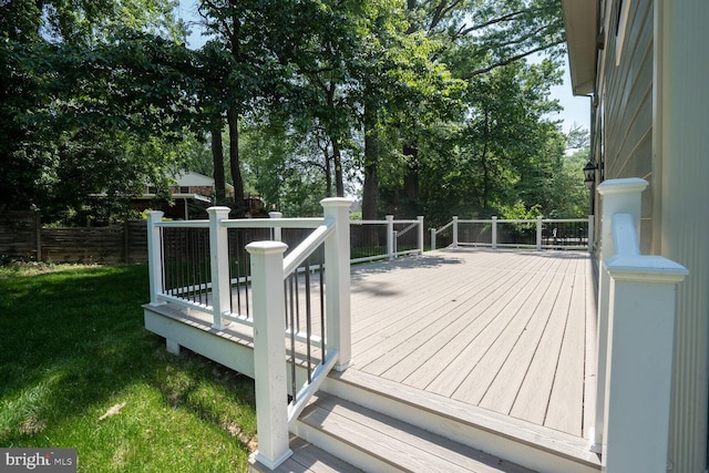 504 Kingsley Rd SW, Vienna, VA 22180 - wooden deck with view of scattered trees