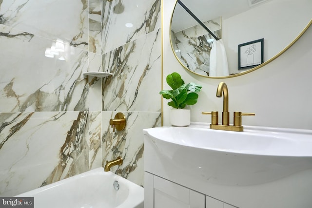 837 W 33rd St, Baltimore, MD 21211 - full bathroom featuring vanity and shower / tub combo
