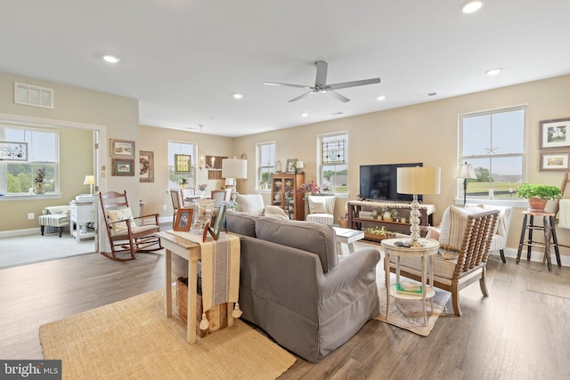 401 Bold Ruler Ct Unit 302, Havre De Grace, MD 21078 - living area featuring wood finished floors, baseboards, a ceiling fan, and recessed lighting
