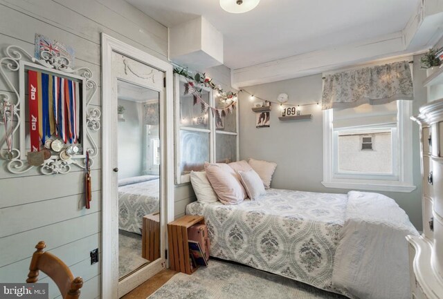 86 Greenfield Ave, Ardmore, PA 19003 - bedroom with multiple windows and beam ceiling