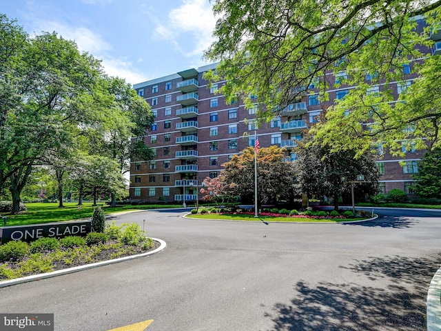 1 Slade Unit 801, Pikesville, MD 21208 - view of apartment building / complex