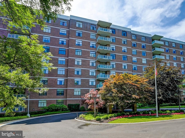 1 Slade Unit 801, Pikesville, MD 21208 - view of apartment building / complex