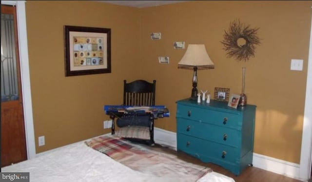 1620 Florence St, Williamsport, PA 17701 - bedroom with baseboards