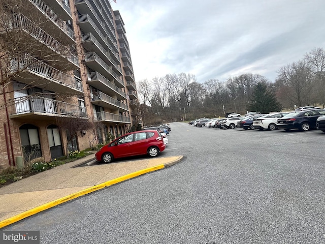 801 Yale Ave Unit 308, Swarthmore, PA 19081 - view of uncovered parking lot