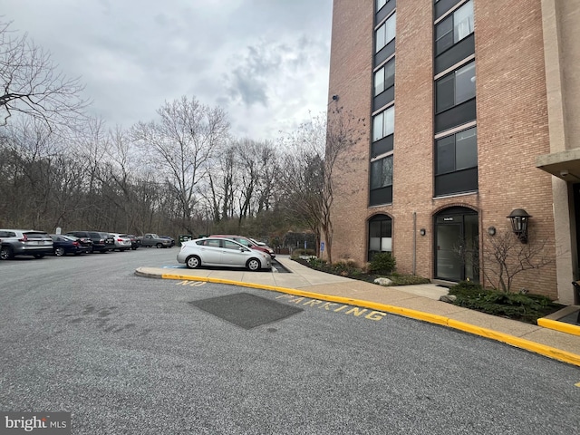 801 Yale Ave Unit 308, Swarthmore, PA 19081 - view of uncovered parking lot