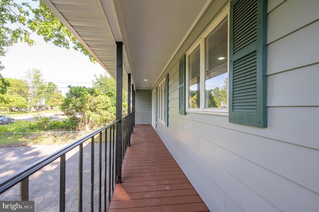 9708 Martinsburg Rd, Hedgesville, WV 25427 - view of deck