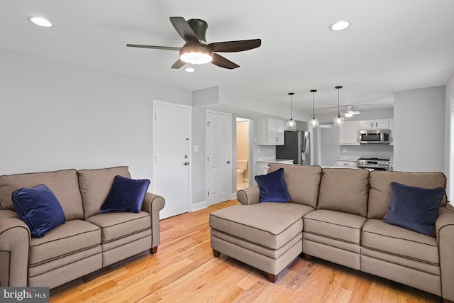 9416 Seven Courts Dr, Baltimore, MD 21236 - living room featuring ceiling fan, light wood finished floors, and recessed lighting