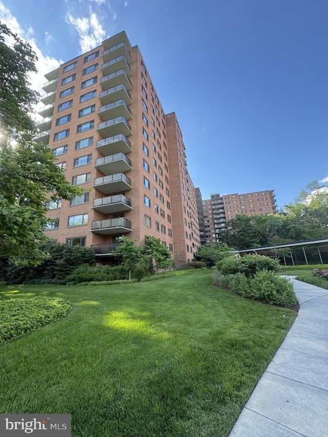 4201 Cathedral Ave NW Unit 1209W, Washington, DC 20016 - view of apartment building / complex