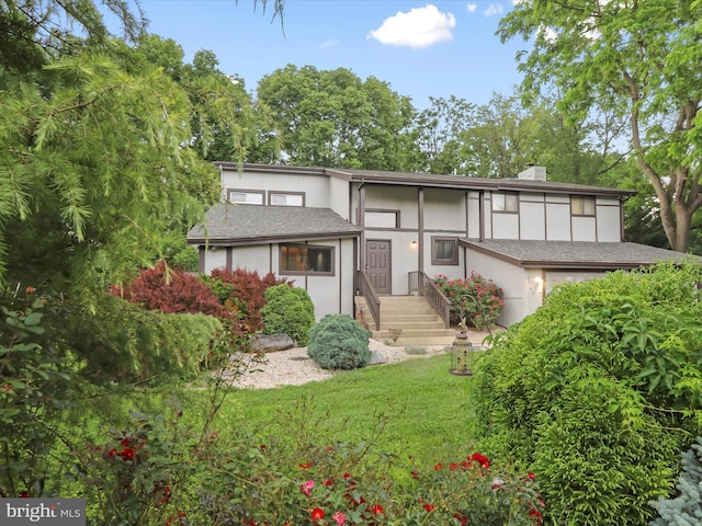 11815 Oriole Dr, Hagerstown, MD 21742 - view of front of property featuring a chimney, a front yard, and a shingled roof