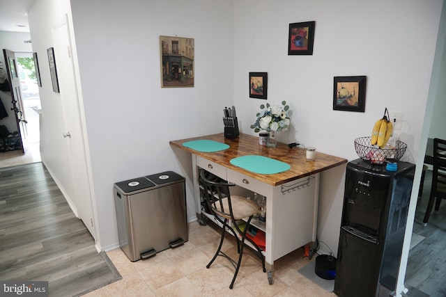 9 Wyndham Ct, Downingtown, PA 19335 - home office featuring baseboards