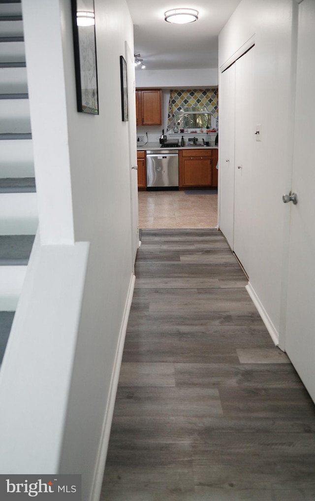 9 Wyndham Ct, Downingtown, PA 19335 - hallway with wood finished floors and baseboards