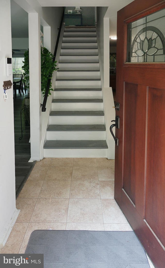 9 Wyndham Ct, Downingtown, PA 19335 - entrance foyer featuring stairway