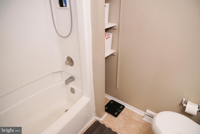 9 Wyndham Ct, Downingtown, PA 19335 - full bath featuring shower / bath combination, toilet, tile patterned flooring, and baseboards