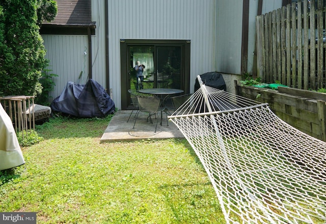 9 Wyndham Ct, Downingtown, PA 19335 - view of yard with a patio