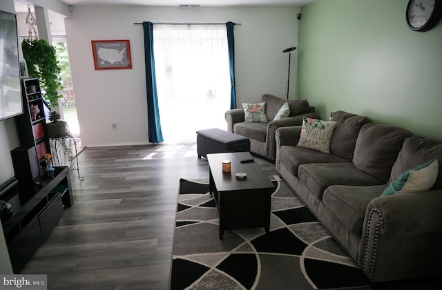 9 Wyndham Ct, Downingtown, PA 19335 - living room with wood finished floors and baseboards