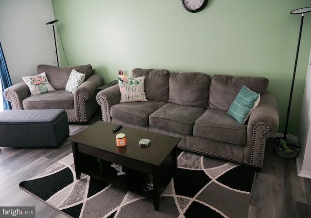 9 Wyndham Ct, Downingtown, PA 19335 - living area featuring wood finished floors