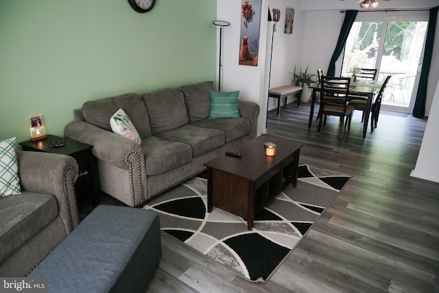 9 Wyndham Ct, Downingtown, PA 19335 - living area with wood finished floors