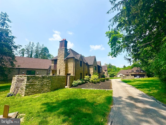 1319 Remington Rd, Wynnewood, PA 19096 - view of community featuring a lawn and a residential view