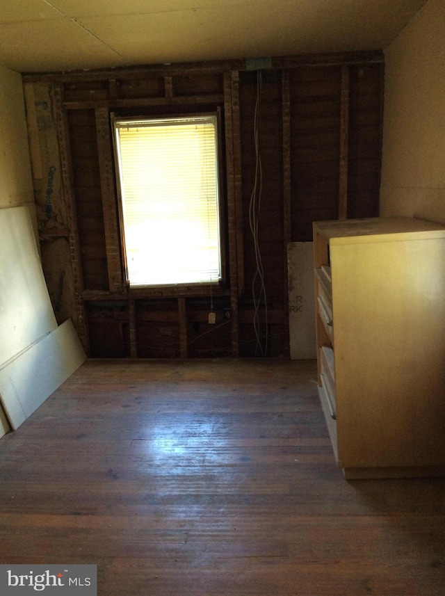 529 Oldtown Rd, Goldsboro, MD 21636 - empty room with wood finished floors