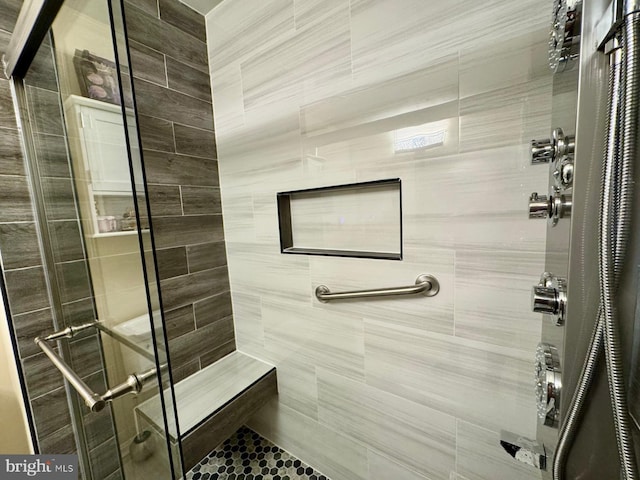 6820 Jade Ct, Capitol Heights, MD 20743 - bathroom with a stall shower