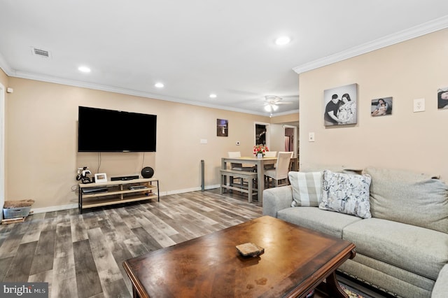 1603 Royal Pl, Clementon, NJ 08021 - living area featuring ornamental molding, wood finished floors, recessed lighting, baseboards, and ceiling fan
