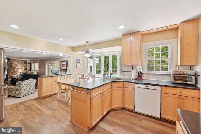 2360 Chip Pt, Warrington, PA 18976 - kitchen with dishwasher, open floor plan, a peninsula, light wood-style floors, and recessed lighting