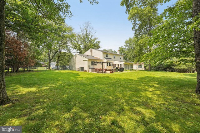 2360 Chip Pt, Warrington, PA 18976 - view of yard