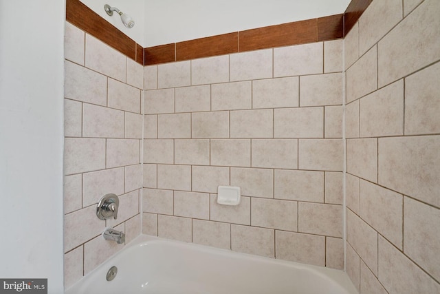 212 Division Ave NE, Washington, DC 20019 - full bathroom with bathtub / shower combination