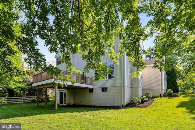 17542 Falls Pl, Round Hill, VA 20141 - back of property featuring a wooden deck and brick siding