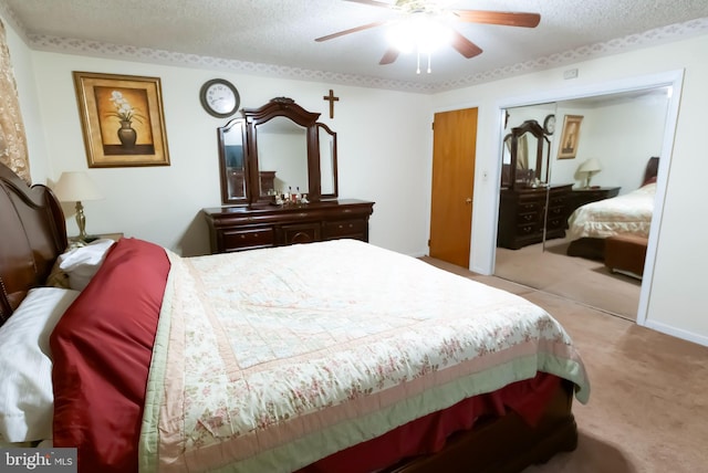 34 Georgetown Rd, Bordentown, NJ 08505 - carpeted bedroom featuring a textured ceiling, a ceiling fan, and a closet