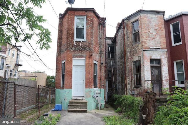 1501 Druid Hill Ave, Baltimore, MD 21217 - view of front of home with entry steps and brick siding
